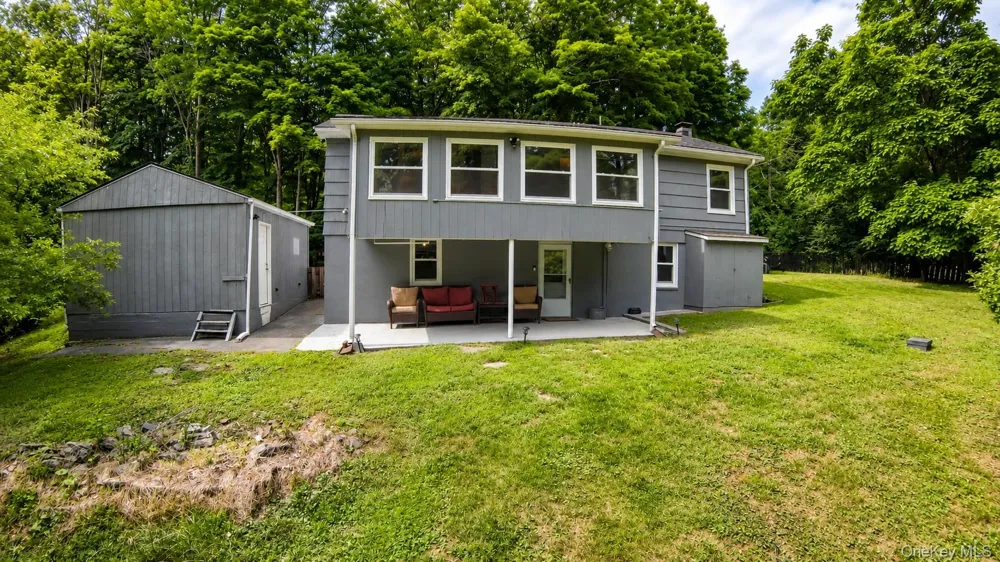 24 Andrew Paye Road Pond Eddy, NY 12770