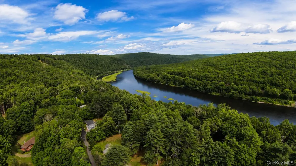 24 Andrew Paye Road Pond Eddy, NY 12770