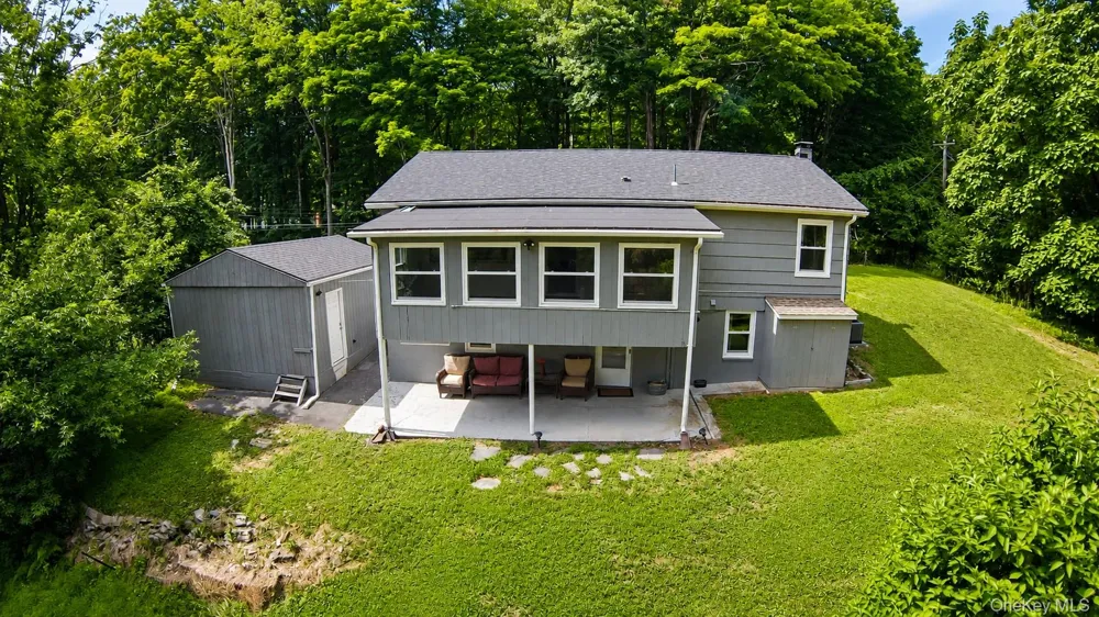 24 Andrew Paye Road Pond Eddy, NY 12770