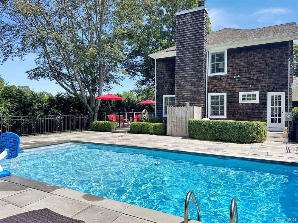 5765 Bergen Avenue Mattituck, NY 11952
