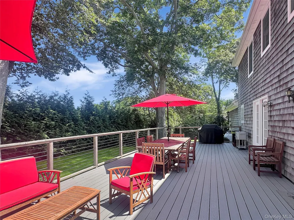 5765 Bergen Avenue Mattituck, NY 11952