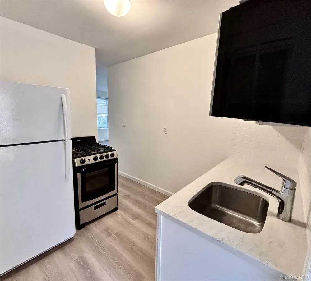 28 Davis Street #1 Beacon, NY 12508