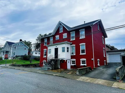 28 Davis Street #1
