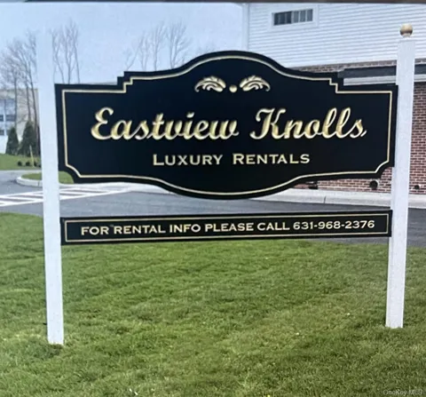 221 Eastview Drive #17
