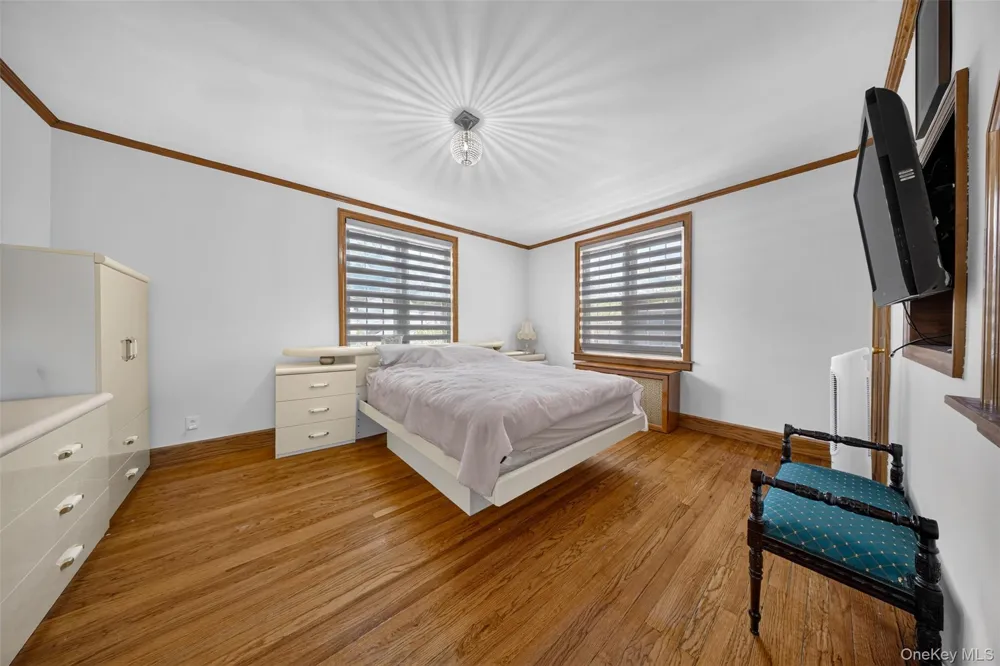 186-32 Avon Road Jamaica Estates, NY 11432