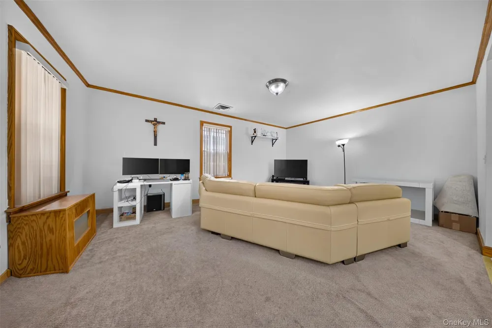 186-32 Avon Road Jamaica Estates, NY 11432