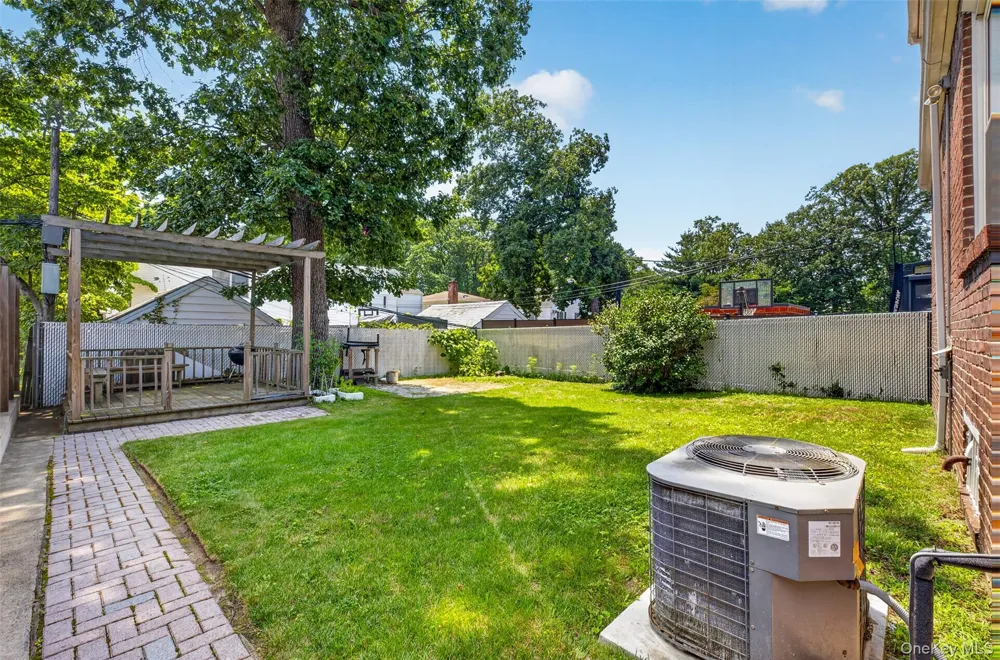 186-32 Avon Road Jamaica Estates, NY 11432