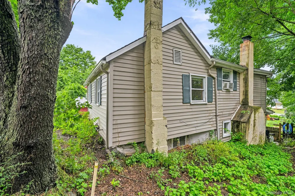 241 Meadow Avenue Chester, NY 10918