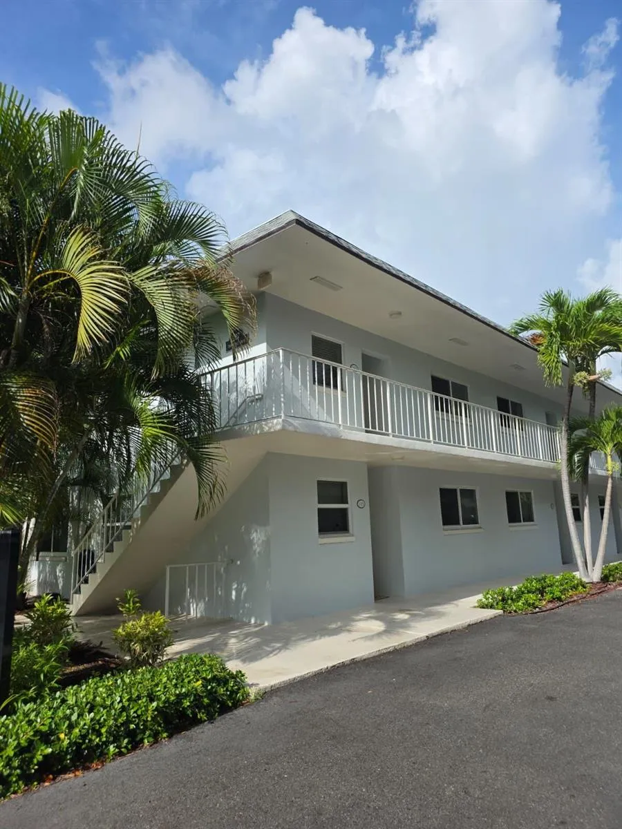 207 Tropic Isle Drive #215 Delray Beach, FL 33483