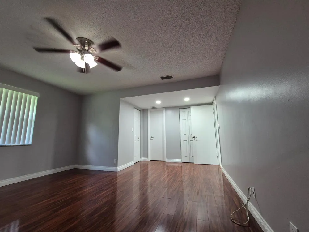 5545 Lakewood Circle #425 Margate, FL 33063