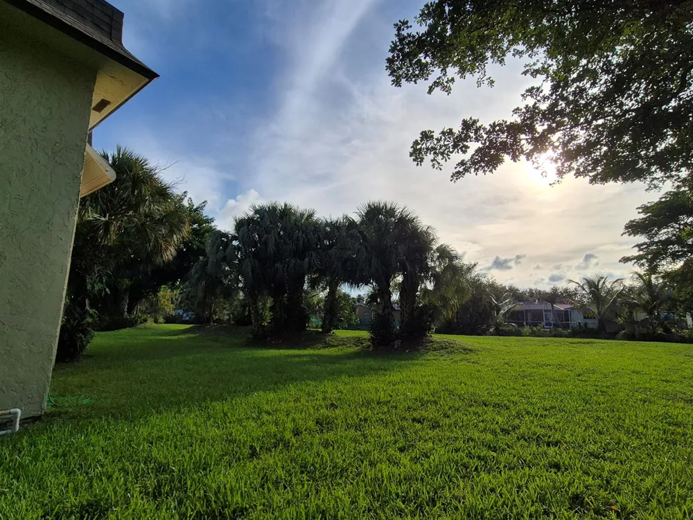 5545 Lakewood Circle #425 Margate, FL 33063