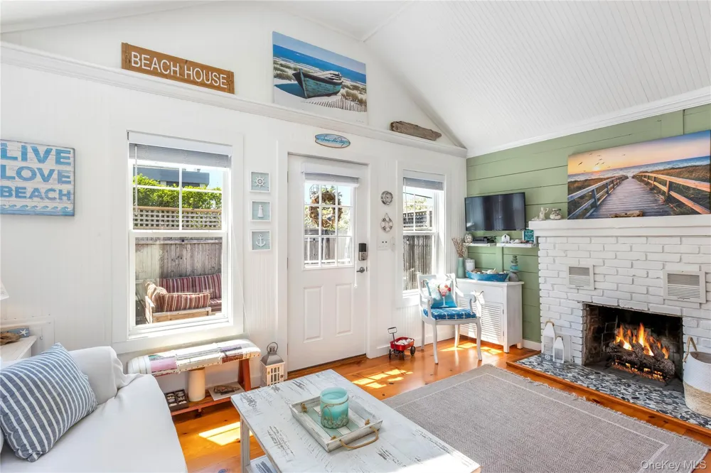 169 Main Walk Cherry Grove, NY 11782