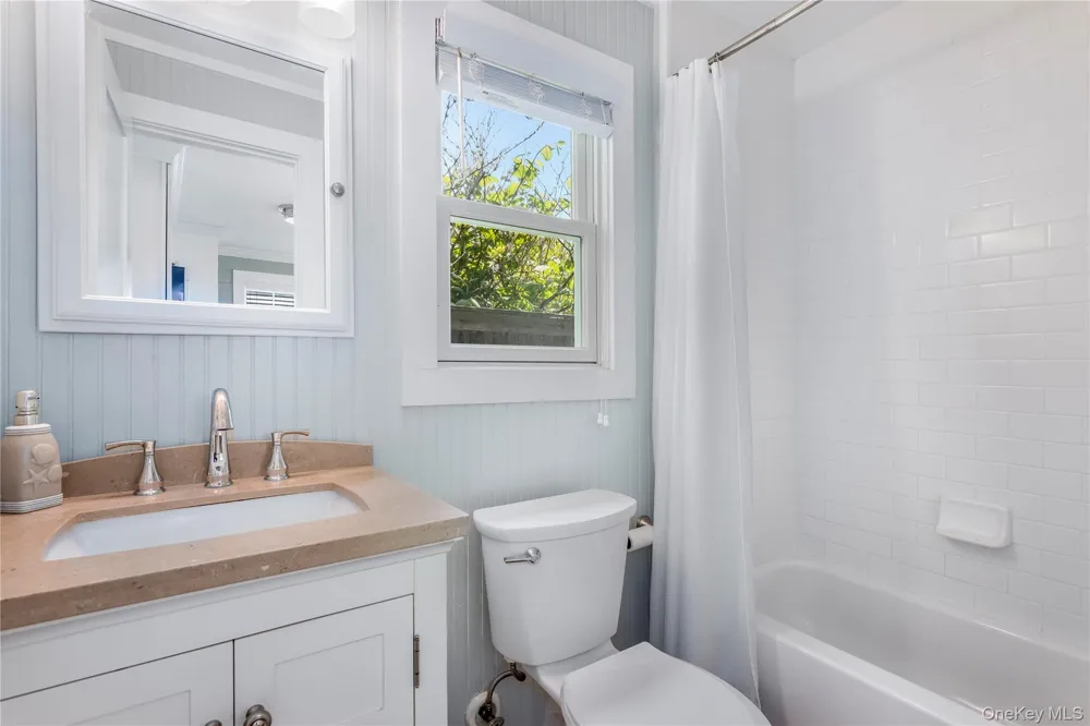 169 Main Walk Cherry Grove, NY 11782