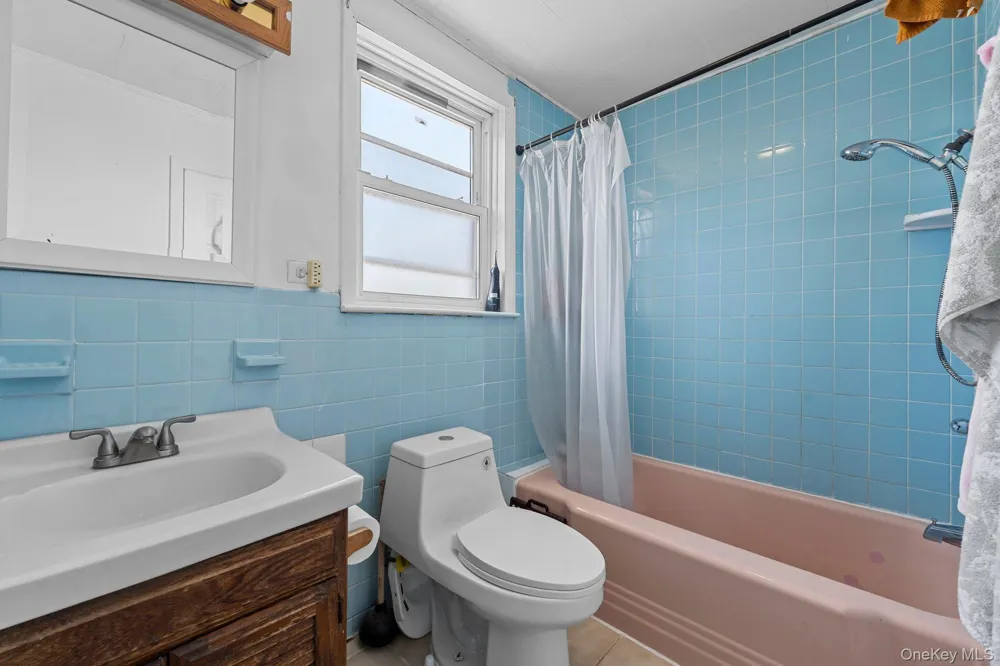40 East Avenue Valley Stream, NY 11580