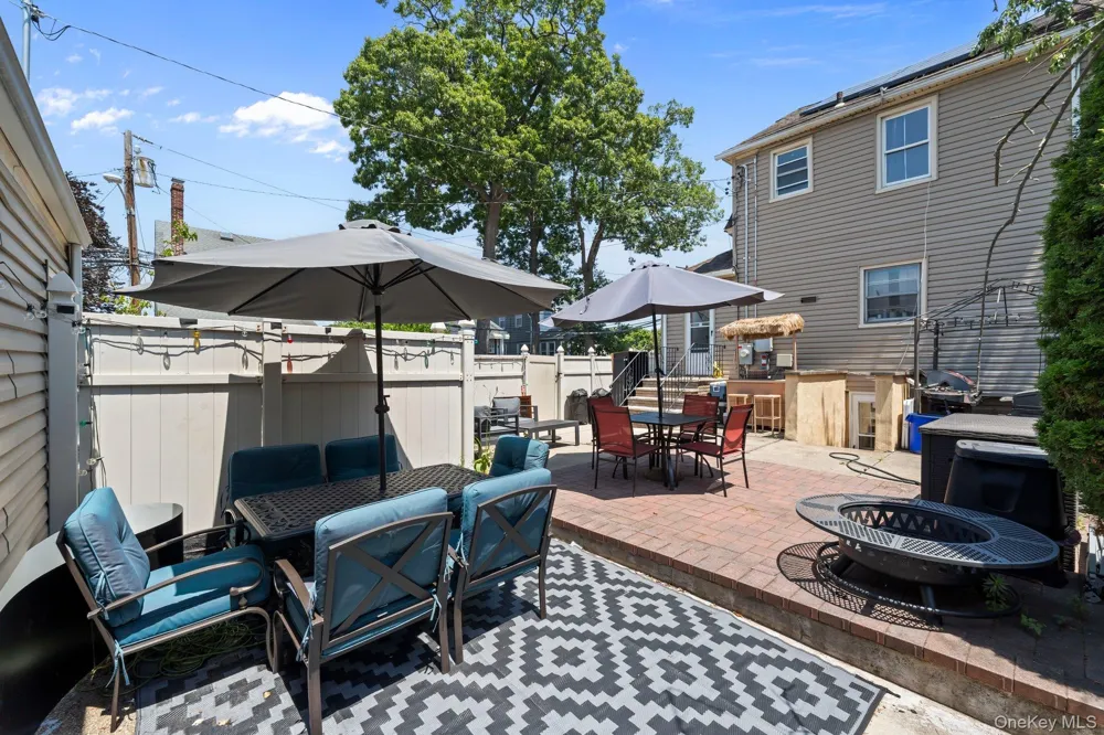 40 East Avenue Valley Stream, NY 11580