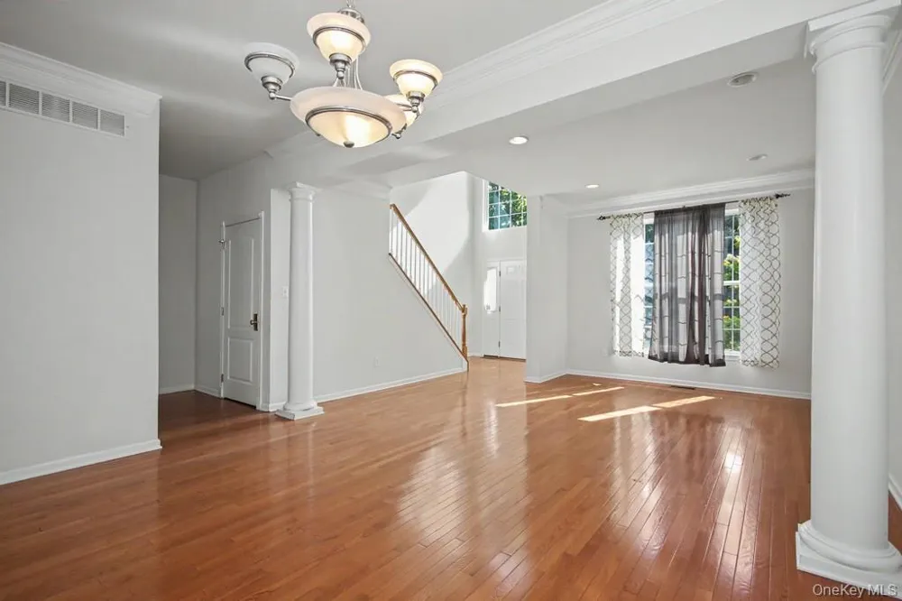 427 Vassar Place Fishkill, NY 12524