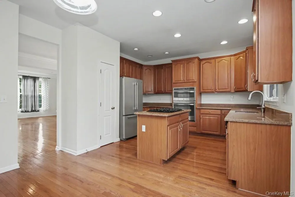 427 Vassar Place Fishkill, NY 12524