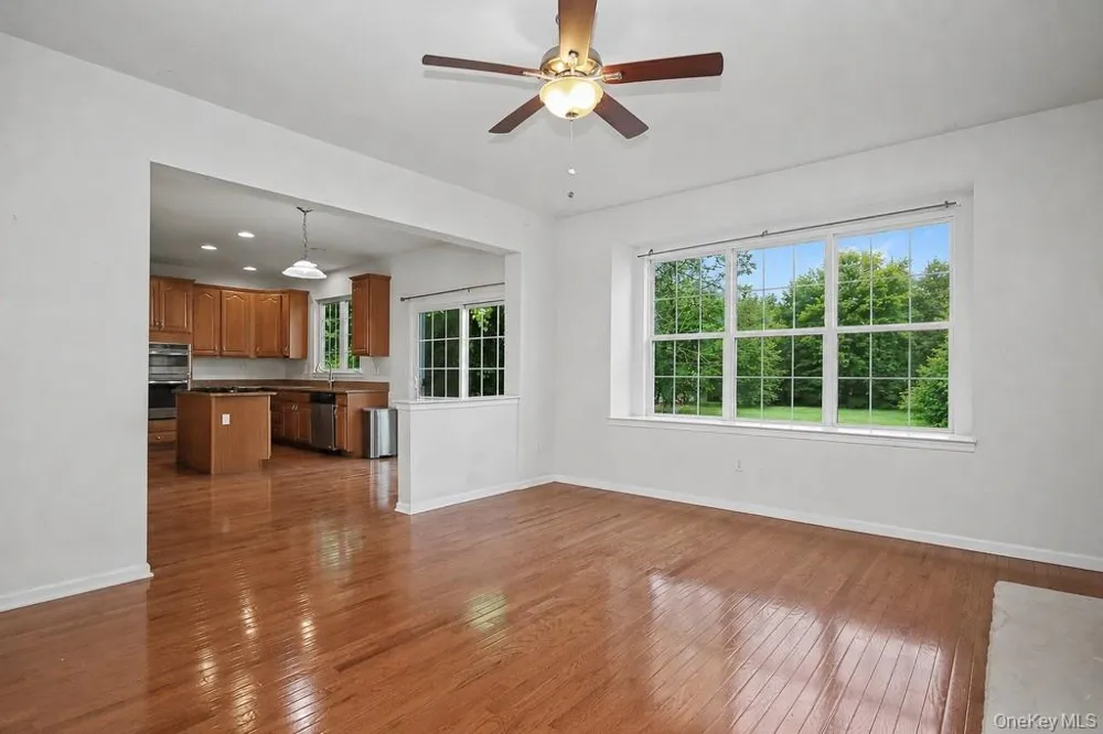 427 Vassar Place Fishkill, NY 12524