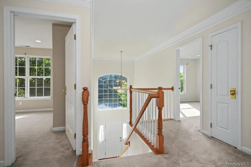 427 Vassar Place Fishkill, NY 12524