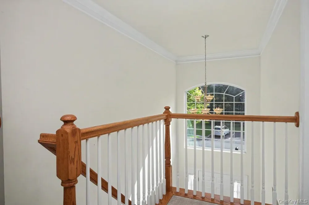 427 Vassar Place Fishkill, NY 12524