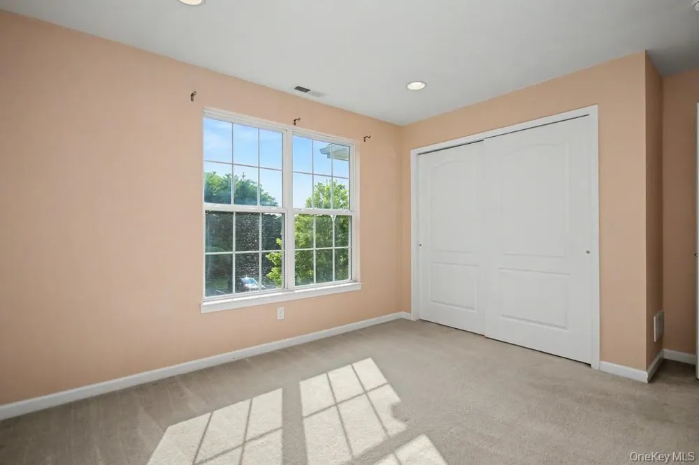 427 Vassar Place Fishkill, NY 12524
