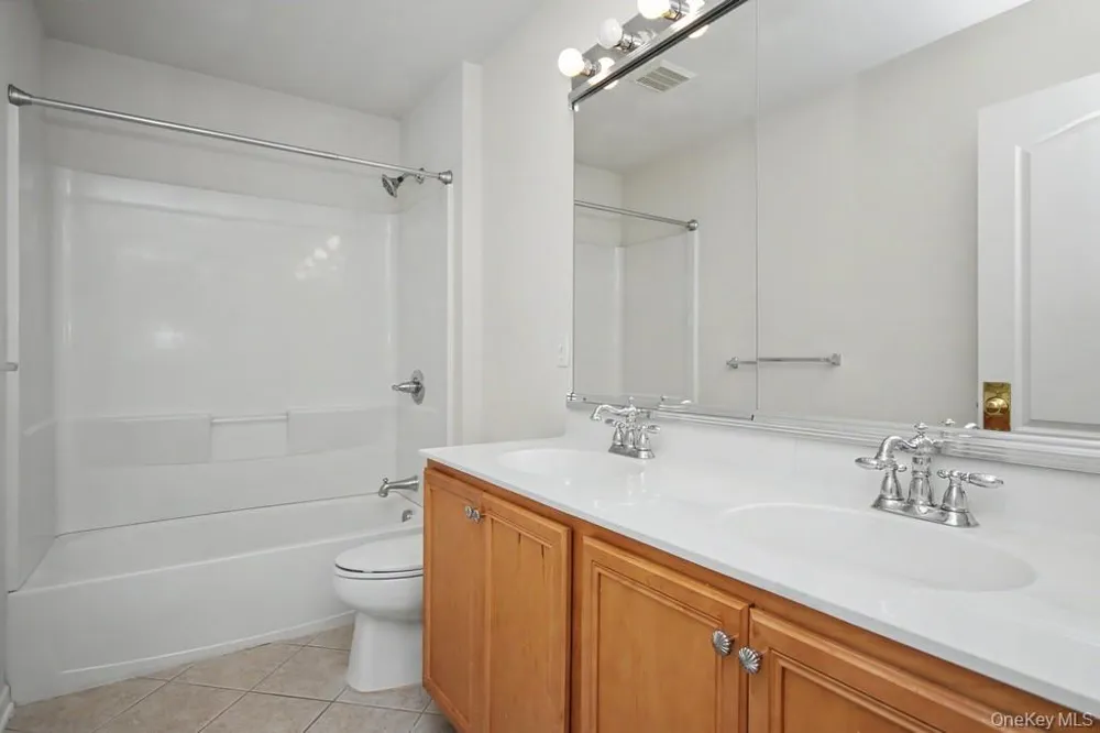427 Vassar Place Fishkill, NY 12524