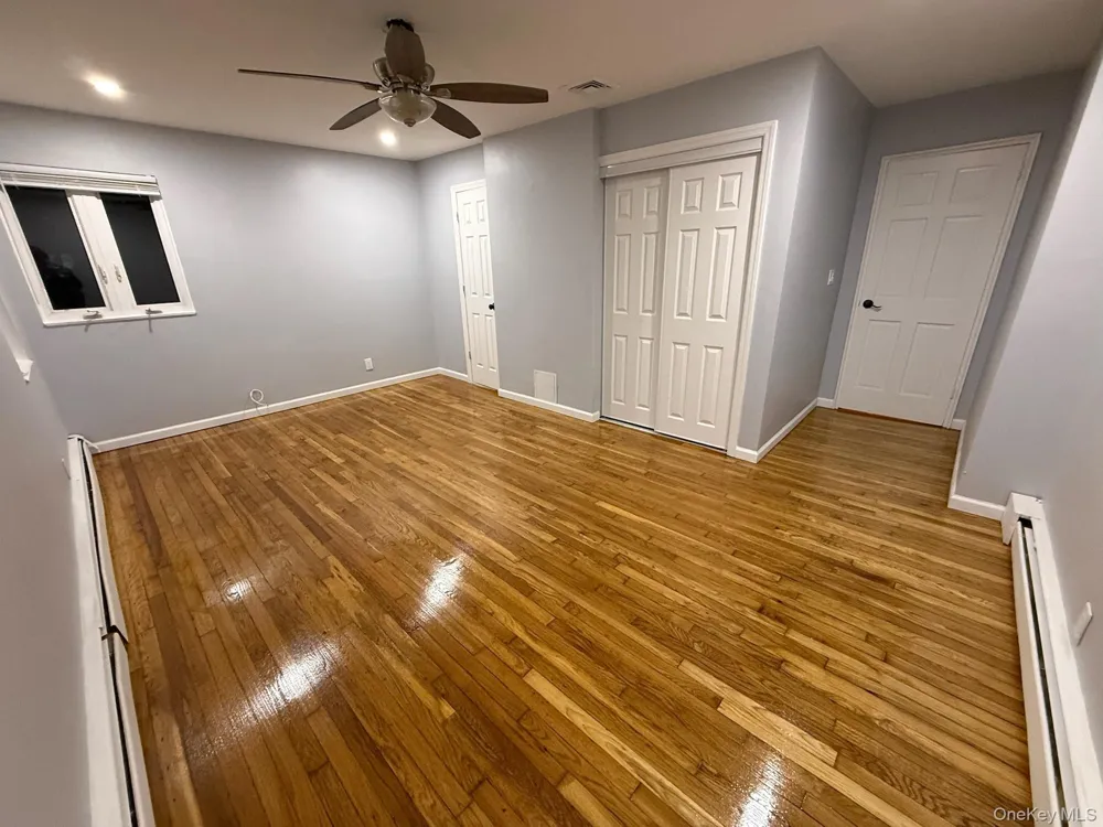 186 E Pennywood Avenue Roosevelt, NY 11575