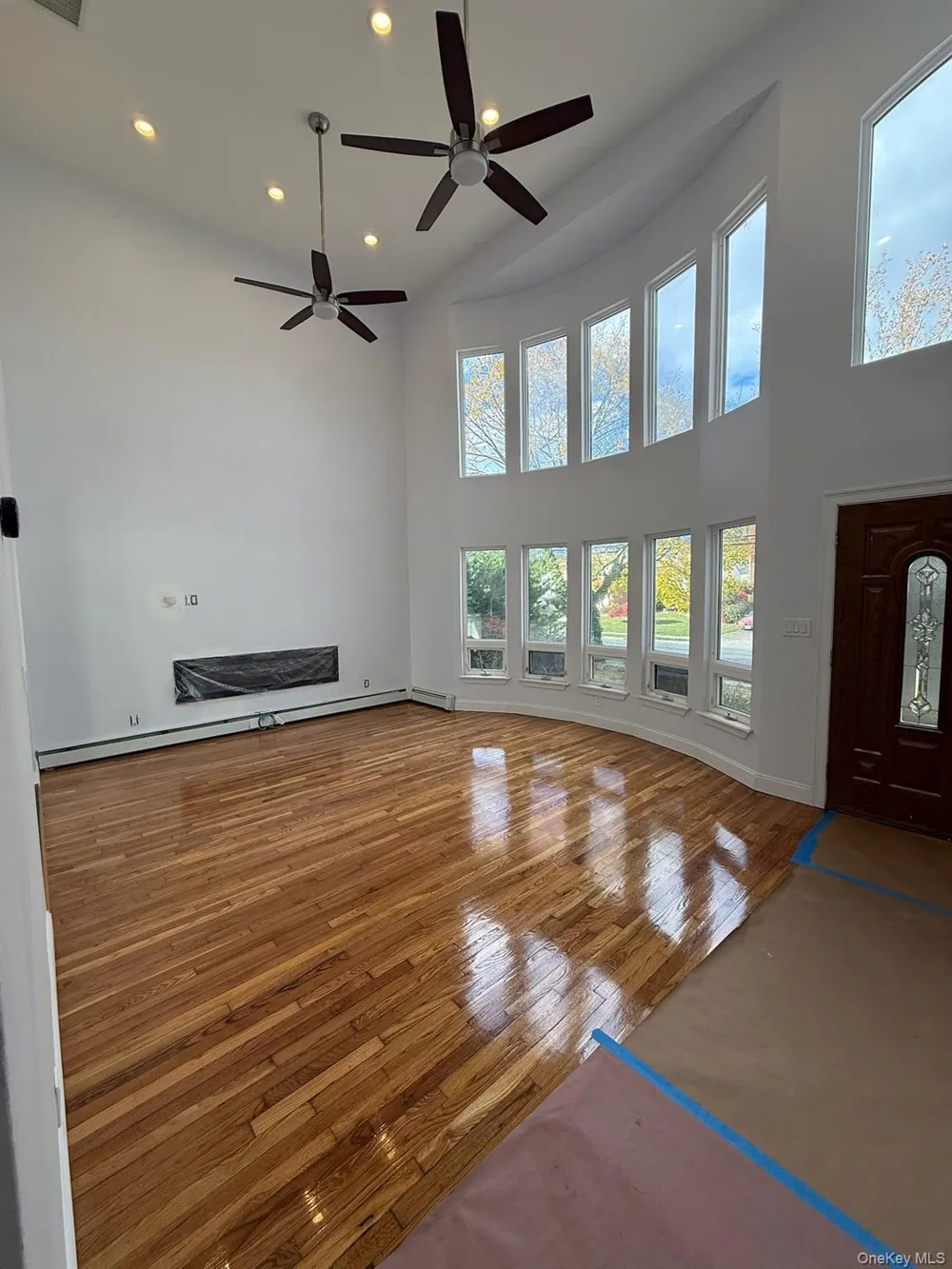 186 E Pennywood Avenue Roosevelt, NY 11575