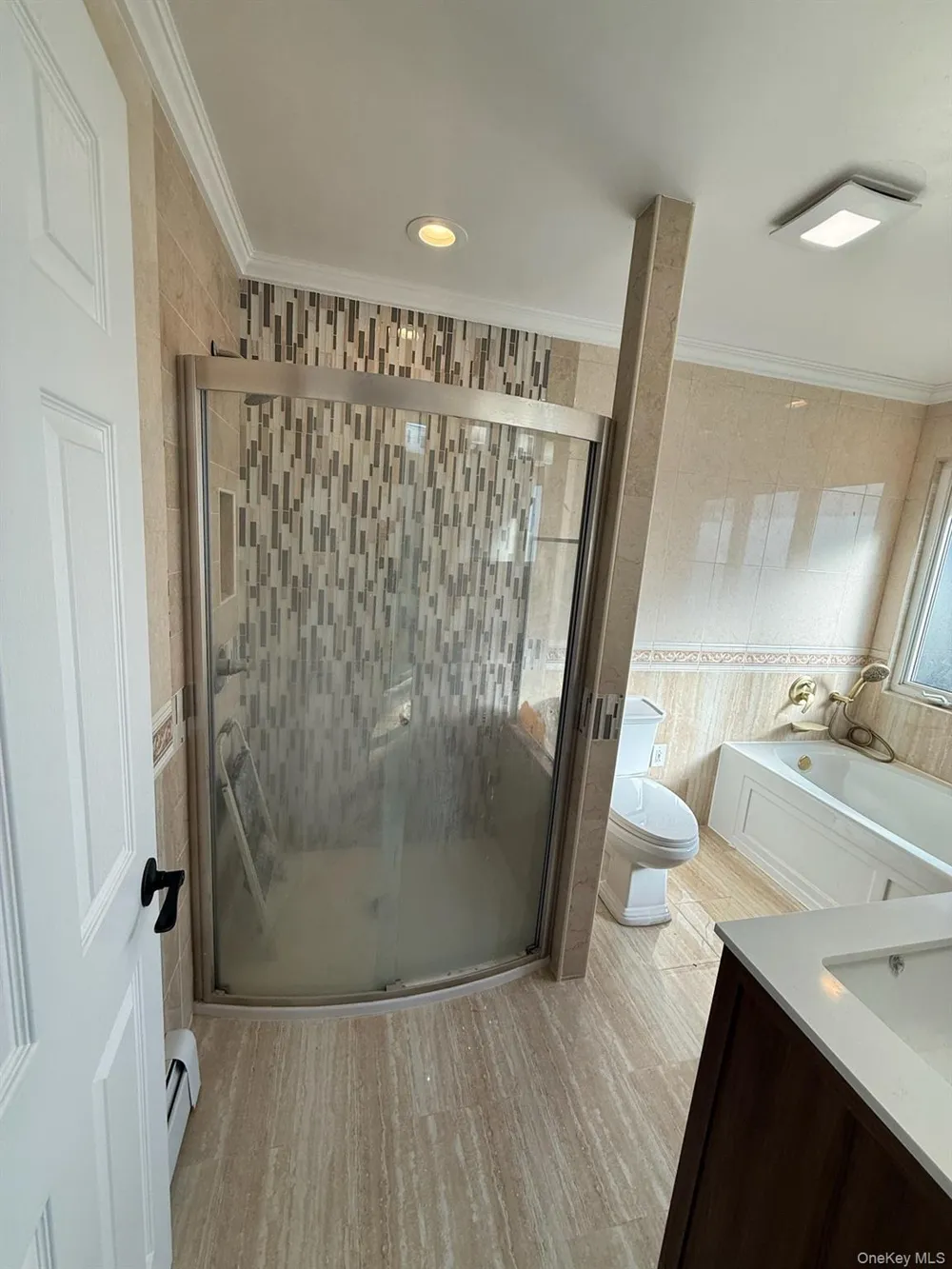 186 E Pennywood Avenue Roosevelt, NY 11575