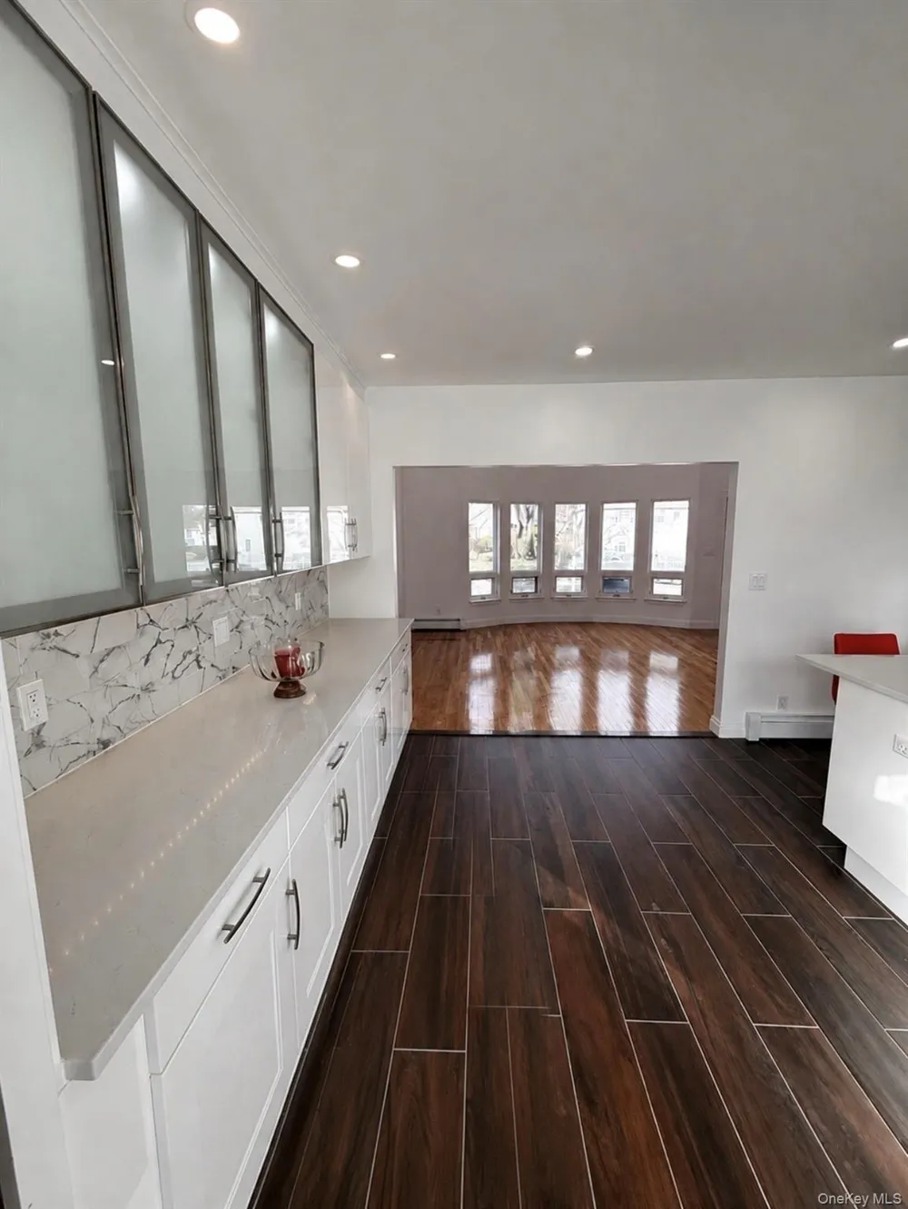 186 E Pennywood Avenue Roosevelt, NY 11575