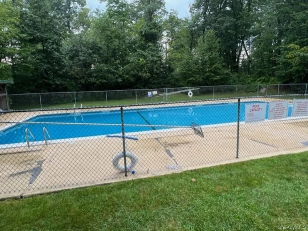 315 Fox Run Lane Carmel, NY 10512