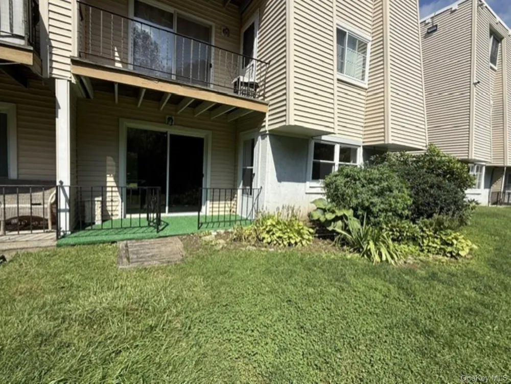 315 Fox Run Lane Carmel, NY 10512