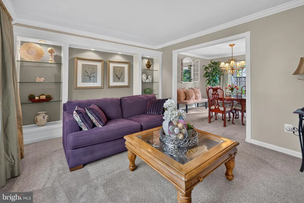 7901 LAURAL VALLEY WAY Springfield, VA 22153