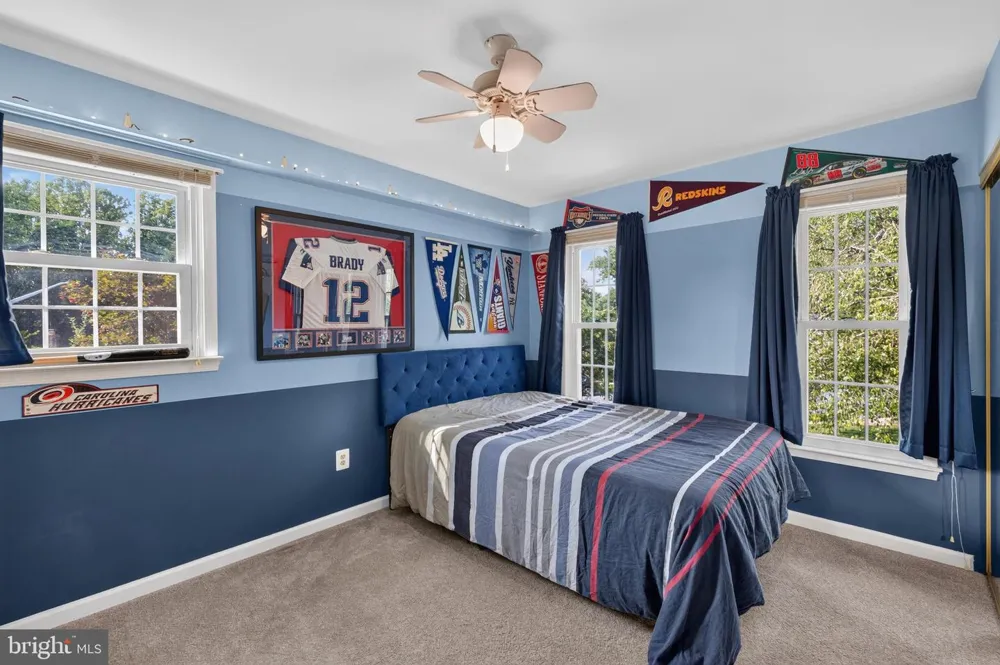 7901 LAURAL VALLEY WAY Springfield, VA 22153
