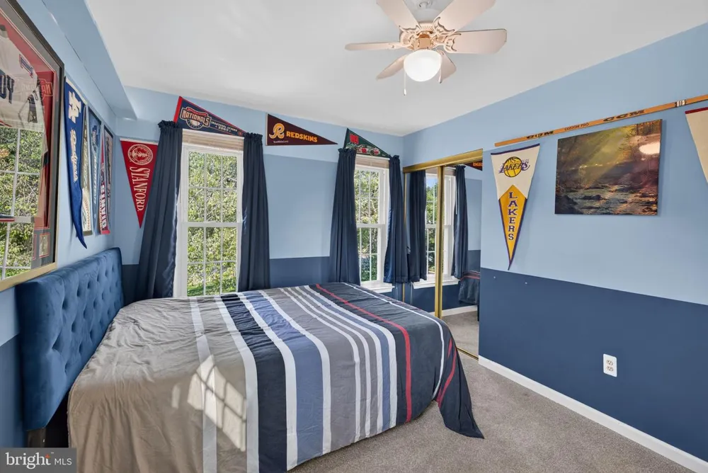 7901 LAURAL VALLEY WAY Springfield, VA 22153