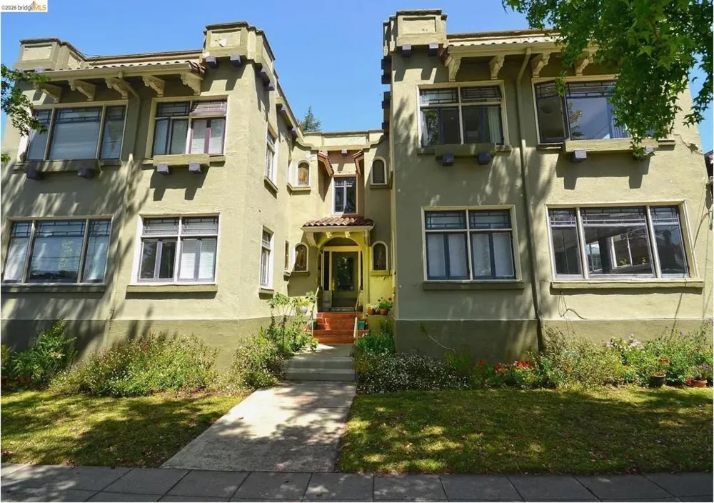 2725 Prince St. #10 Berkeley, CA 94705