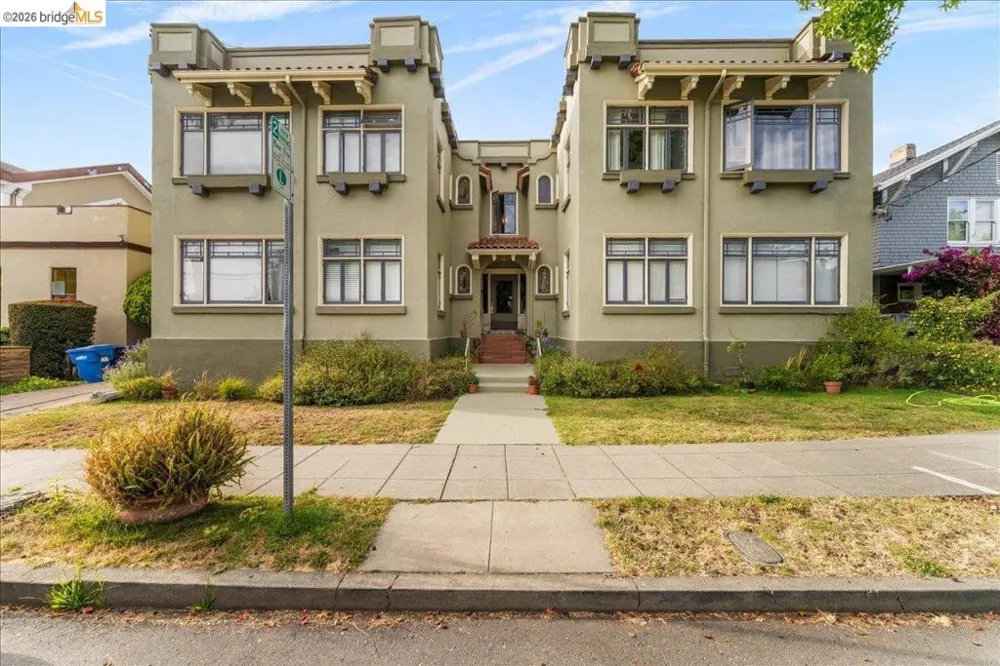 2725 Prince St. #10 Berkeley, CA 94705