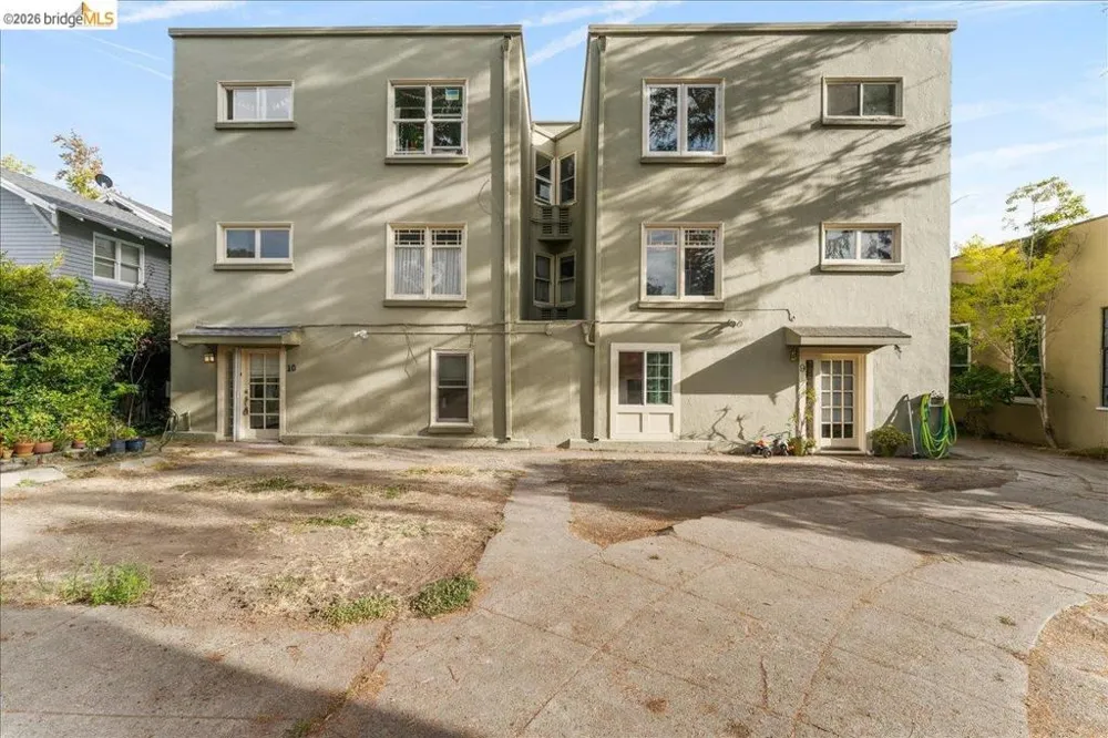 2725 Prince St. #10 Berkeley, CA 94705