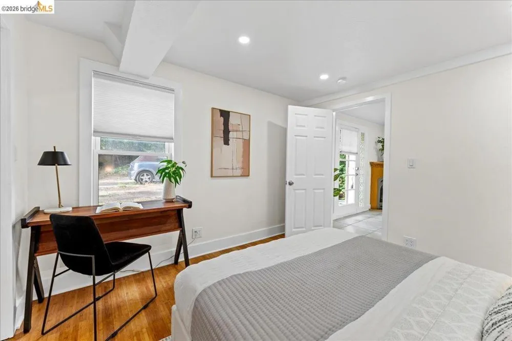 2725 Prince St. #10 Berkeley, CA 94705