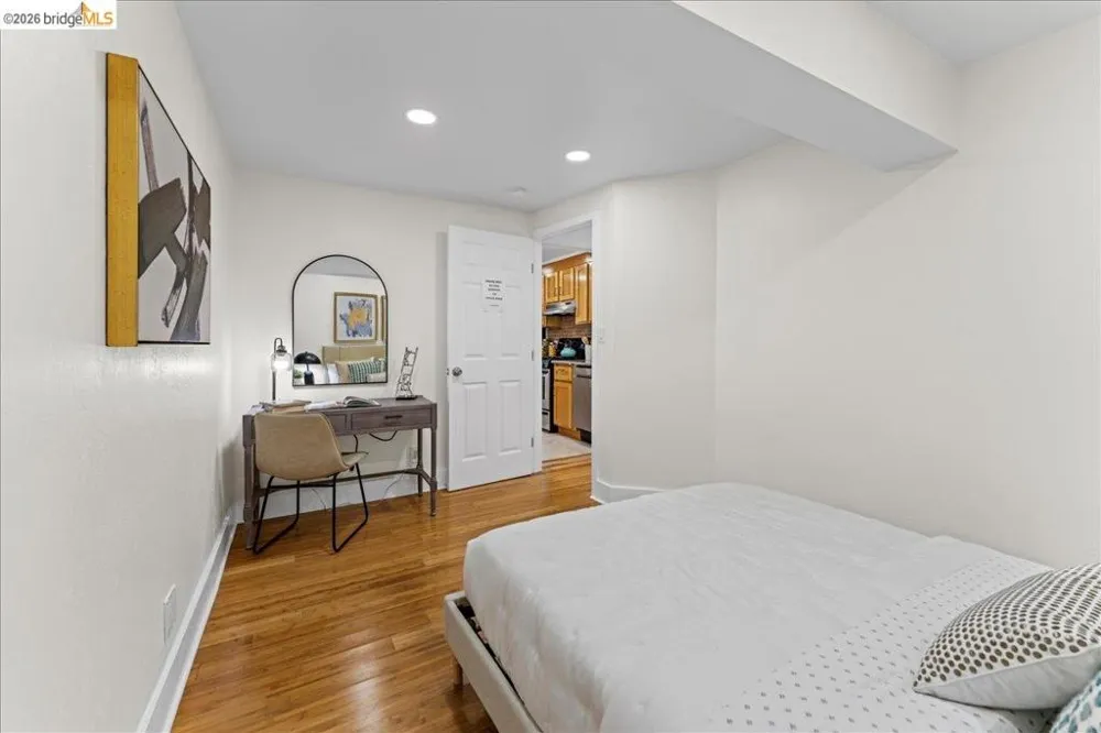 2725 Prince St. #10 Berkeley, CA 94705