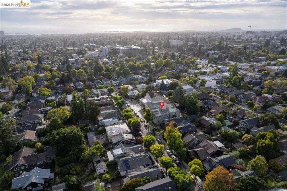 2725 Prince St. #10 Berkeley, CA 94705
