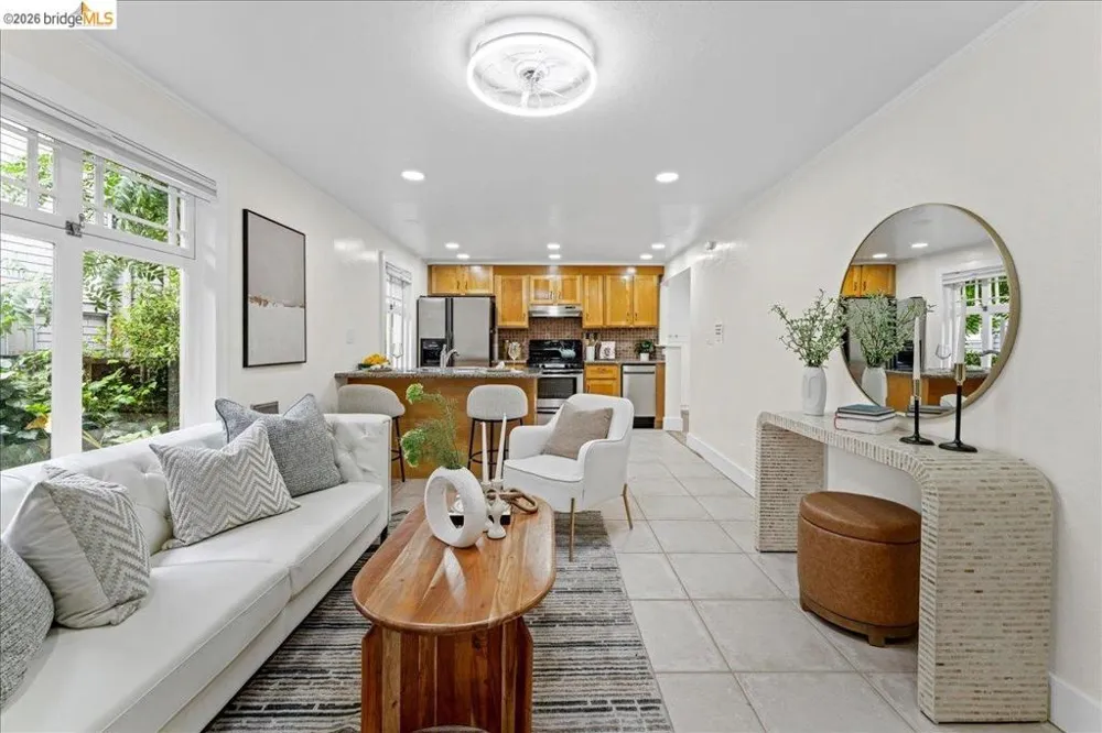2725 Prince St. #10 Berkeley, CA 94705