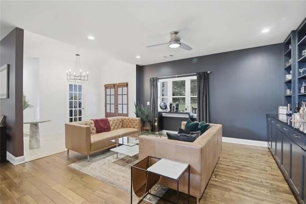 5384 Harris Circle Dunwoody, GA 30338