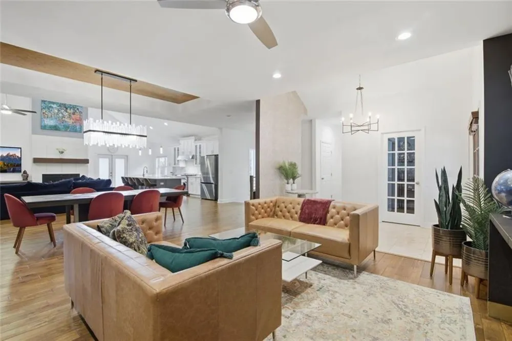 5384 Harris Circle Dunwoody, GA 30338