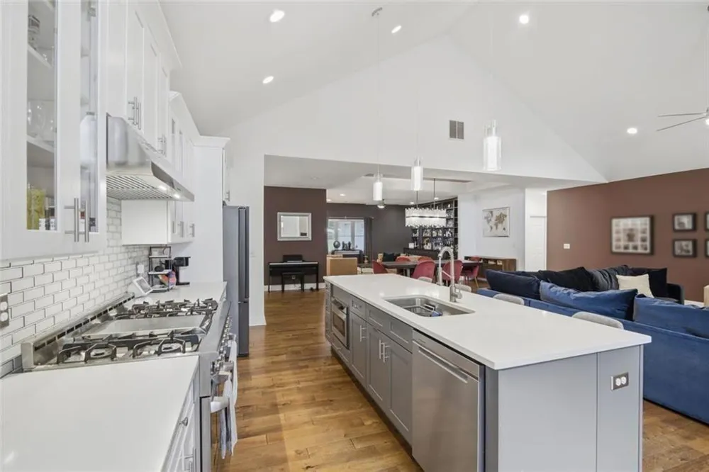 5384 Harris Circle Dunwoody, GA 30338