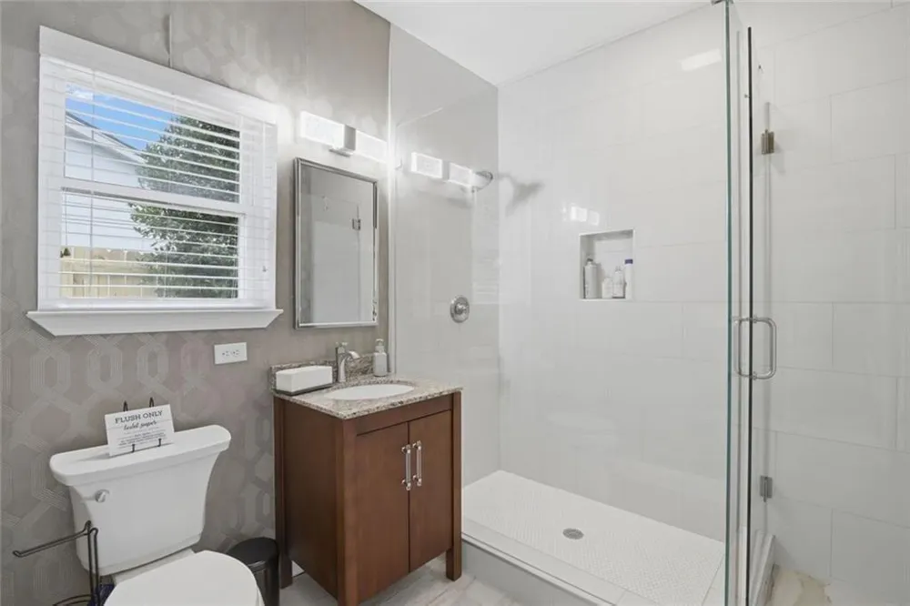 5384 Harris Circle Dunwoody, GA 30338