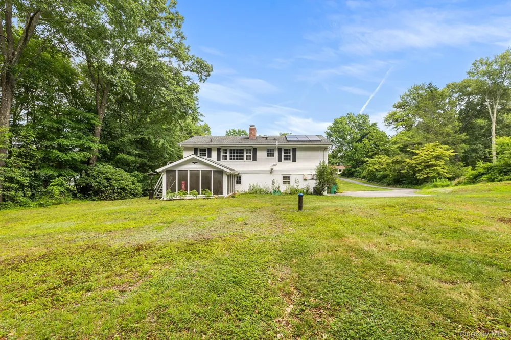 70 Gretna Hill Road Pleasant Valley, NY 12569