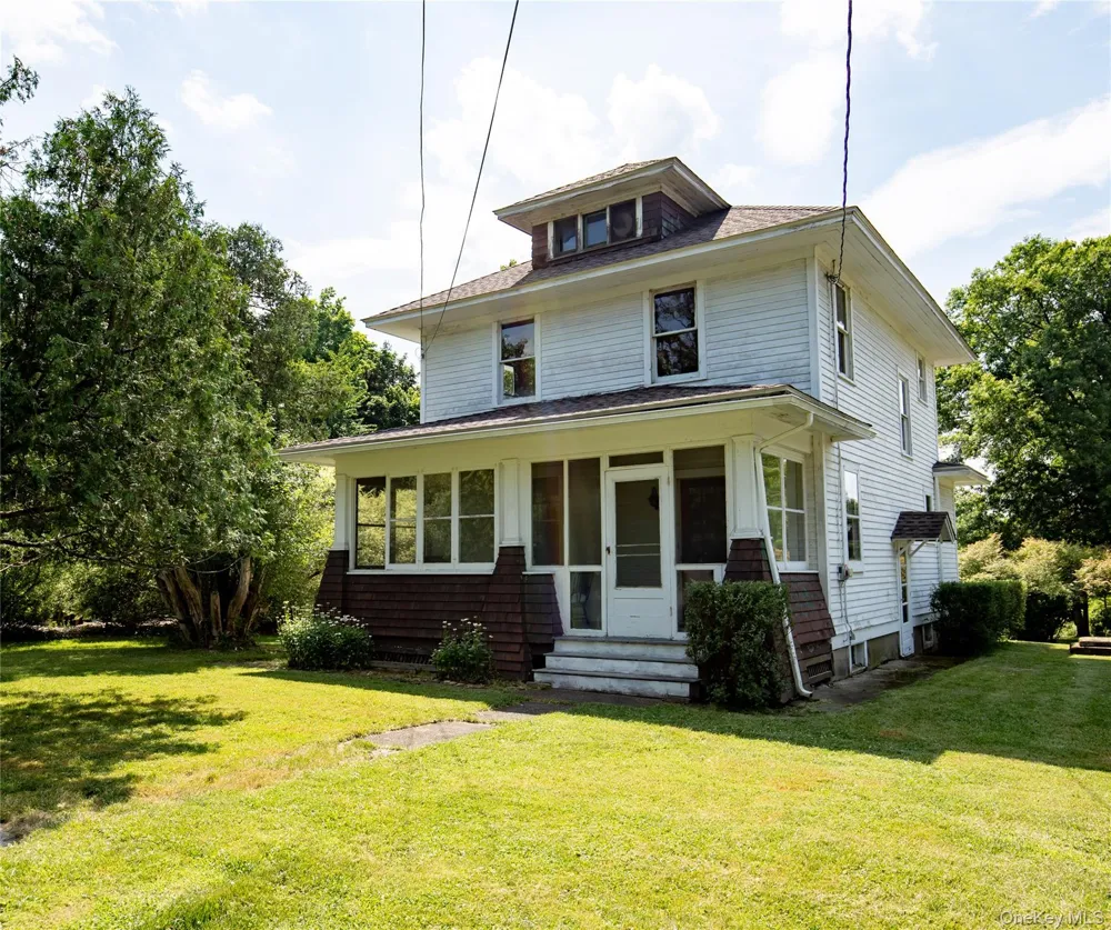 15 Wildey Road Red Hook, NY 12507