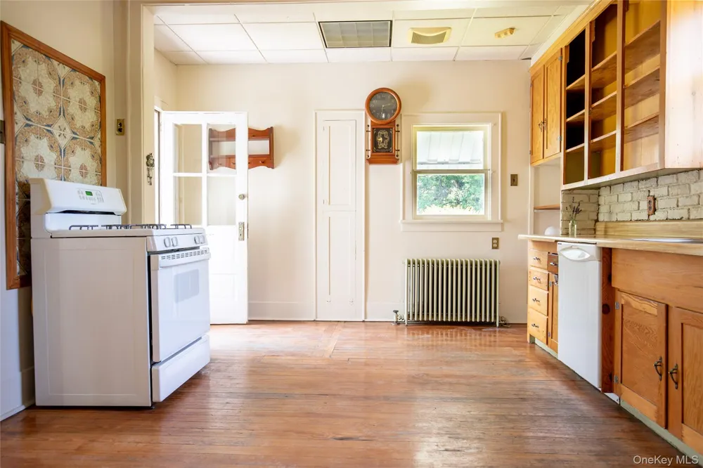 15 Wildey Road Red Hook, NY 12507