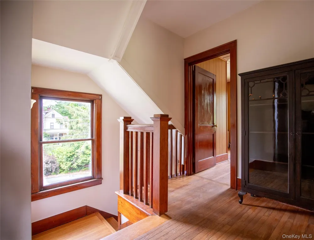 15 Wildey Road Red Hook, NY 12507